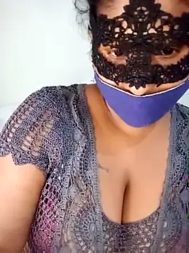 Snapshot of Crazy_Dilu chatting on 03.05.25 Crazy Dilu online show from 03.05.25