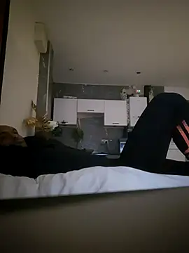 Mrnutella online show from 02.20.25