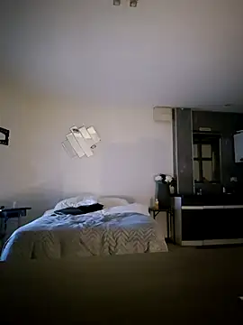 Mrnutella online show from 02.27.25