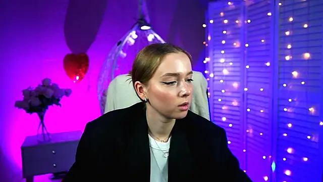 JenniferGraces online show from 03.06.25