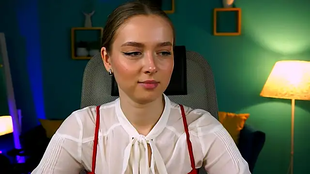 JenniferGraces online show from 03.15.25