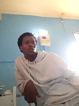 Snapshot of _RapElani-2290 chatting on 03.08.25 RapElani-2290 online show from 03.08.25