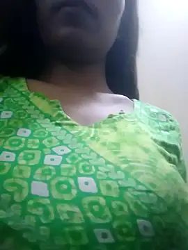 Snapshot of SEXY-boudi43 chatting on 02.22.25 SEXY-boudi43 online show from 02.22.25