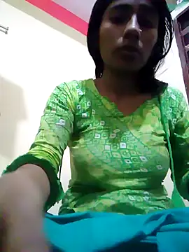 Snapshot of SEXY-boudi43 chatting on 03.03.25 SEXY-boudi43 online show from 03.03.25