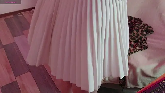 Snapshot of baby_debbie chatting on 01.08.26 baby debbie online show from 01.08.26