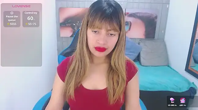 Snapshot of Rihana_Milan chatting on 03.01.25 Rihana Milan online show from 03.01.25