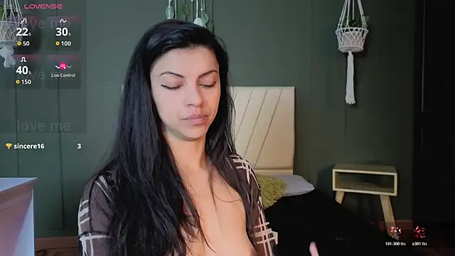 Snapshot of aitana_garcia_ chatting on 07.18.26 aitana garcia online show from 07.18.26