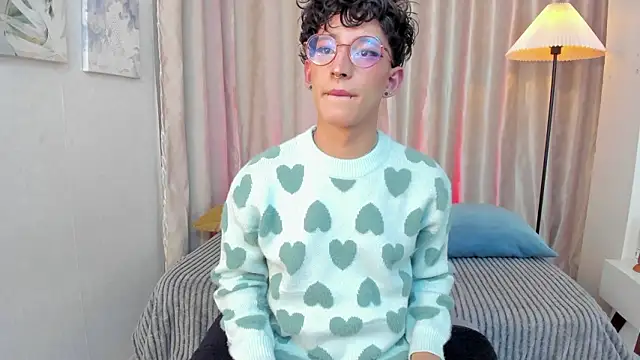 iiangel  online show from 02.17.26