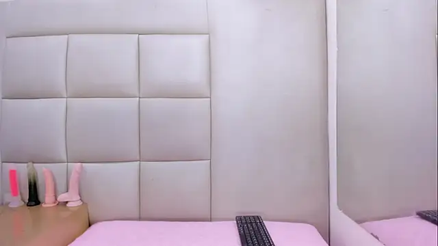 LittleMaria online show from 09.25.25