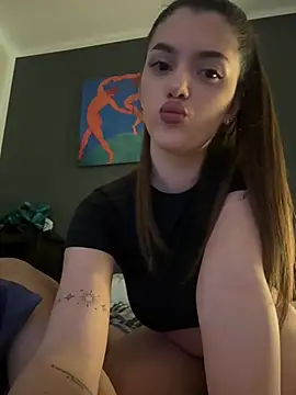 NaomiMulan online show from 03.03.25