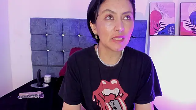 lilith catt online show from 02.19.25