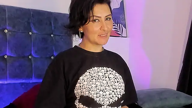 lilith catt online show from 02.21.25