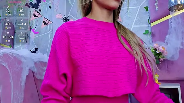 Snapshot of EmmyCortez chatting on 10.29.25 EmmyCortez online show from 10.29.25