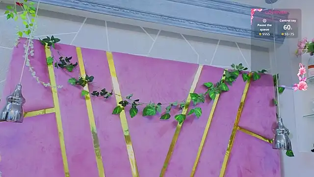 EmmyCortez online show from 12.21.25