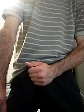 Snapshot of raskolnikovw chatting on 10.03.25 raskolnikovw online show from 10.03.25