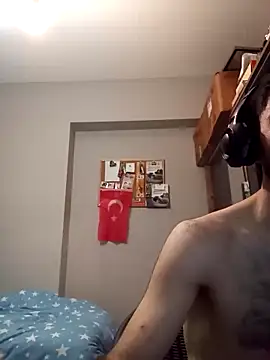 Snapshot of raskolnikovw chatting on 12.01.25 raskolnikovw online show from 12.01.25