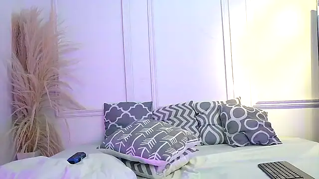 luna stanford online show from 03.13.25