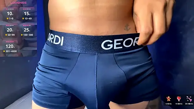 Snapshot of jeffvalemtino chatting on 09.17.25 jeffvalemtino online show from 09.17.25