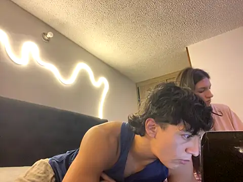 DesireLuxe online show from 10.10.25