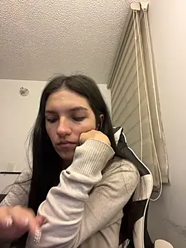 DesireLuxe online show from 11.11.25