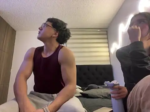 DesireLuxe online show from 02.25.26