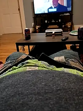 Snapshot of taterae chatting on 02.17.26 taterae online show from 02.17.26