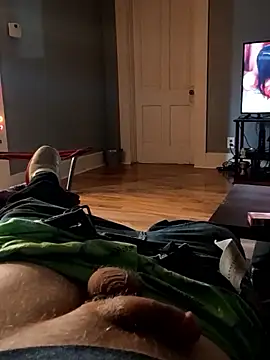 Snapshot of taterae chatting on 02.24.26 taterae online show from 02.24.26