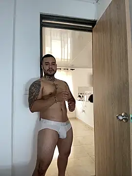 Angelgarcia  online show from 02.28.25