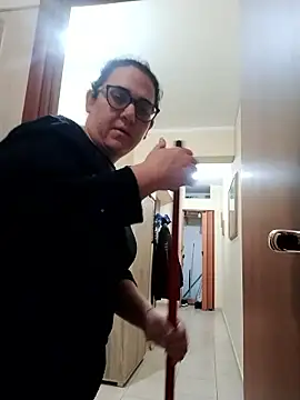 Dolcecurvy online show from 01.10.26