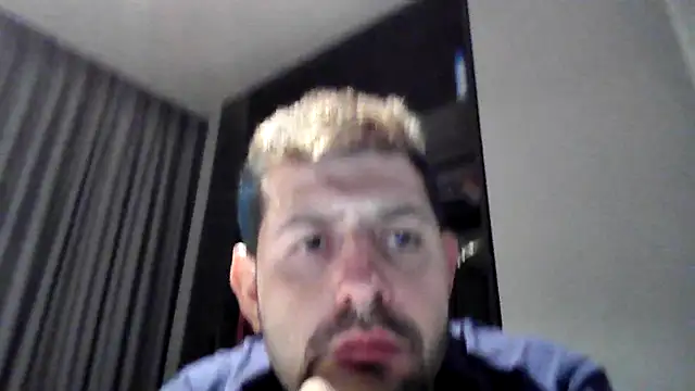 Snapshot of kinkyfag94 chatting on 01.06.26 kinkyfag94 online show from 01.06.26