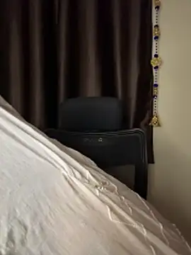 Dishasarmaa05 online show from 02.26.26