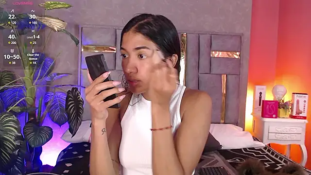 Snapshot of Tyla_Ks chatting on 02.02.26 Tyla Ks online show from 02.02.26