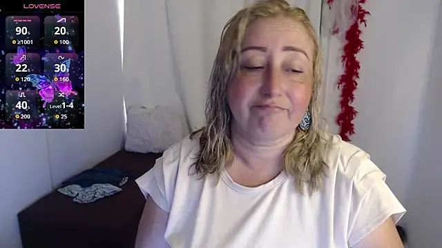 Mature 2025 online show from 01.15.26