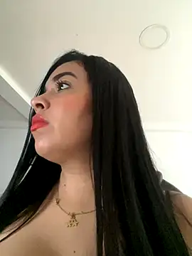 Snapshot of _SARA_69 chatting on 10.18.25  SARA 69 online show from 10.18.25