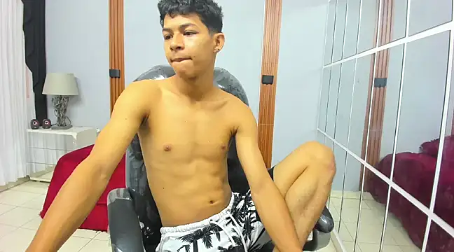 leslieanddrako online show from 03.05.25