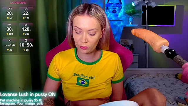 Snapshot of Margony chatting on 10.31.25 Margony online show from 10.31.25