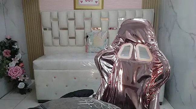 Snapshot of lili_conor_s chatting on 03.10.25 lili conor s online show from 03.10.25