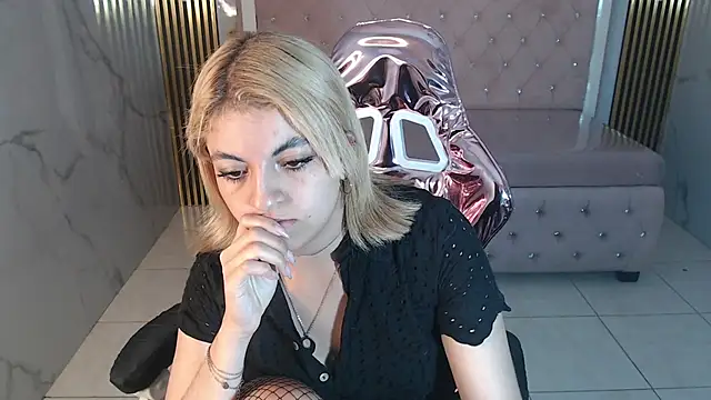 Snapshot of lili_conor_s chatting on 03.20.25 lili conor s online show from 03.20.25