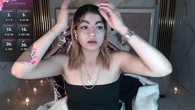 Snapshot of lili_conor_s chatting on 09.20.25 lili conor s online show from 09.20.25