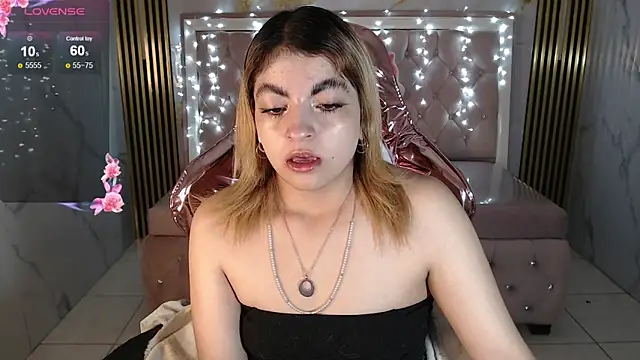 Snapshot of lili_conor_s chatting on 09.24.25 lili conor s online show from 09.24.25