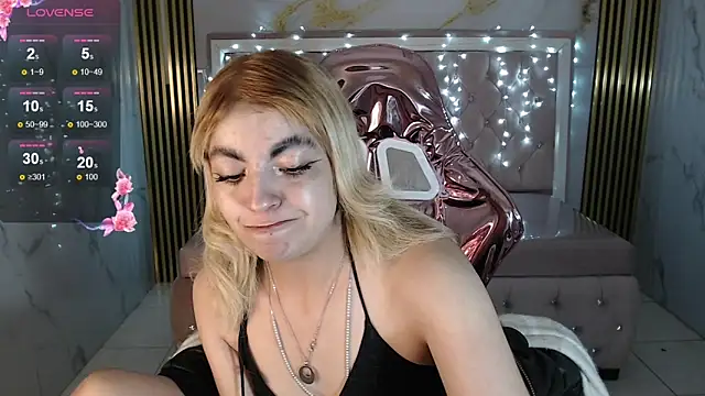 Snapshot of lili_conor_s chatting on 09.26.25 lili conor s online show from 09.26.25