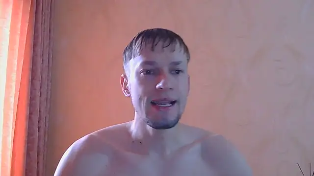 Snapshot of frama666 chatting on 06.15.26 frama666 online show from 06.15.26