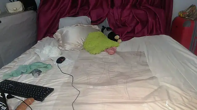 xxTatiannaxx online show from 03.12.25