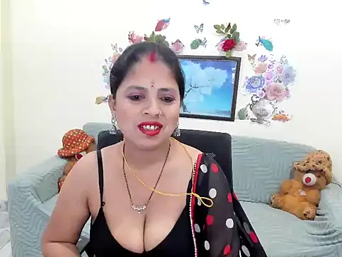 Snapshot of leahgotiii chatting on 05.18.26 leahgotiii online show from 05.18.26