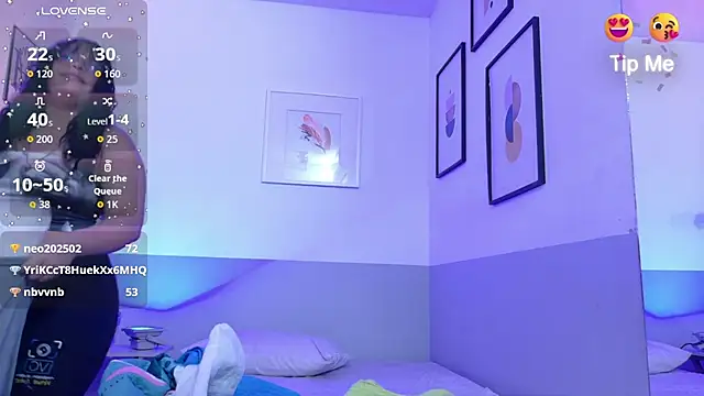 innocenthazel online show from 04.03.26