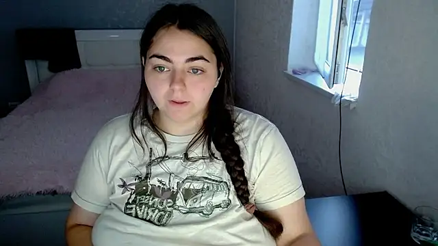 Snapshot of kitsune_8 chatting on 07.15.26 kitsune 8 online show from 07.15.26