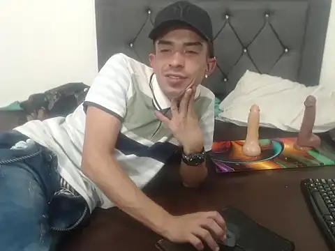 Snapshot of jhonny_k chatting on 01.12.26 jhonny k online show from 01.12.26