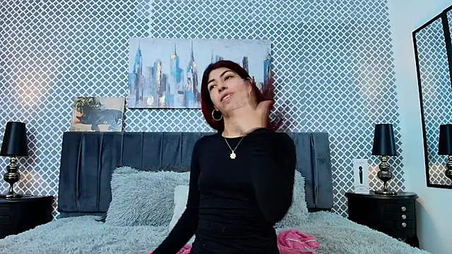 Snapshot of Cassie_bloom chatting on 03.15.25 Cassie bloom online show from 03.15.25