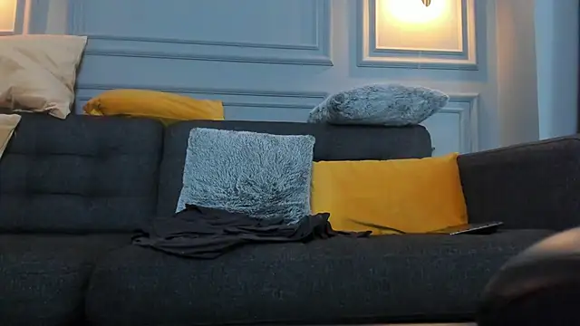 Snapshot of BridgitteBia chatting on 03.04.25 BridgitteBia online show from 03.04.25