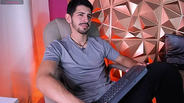 AlejandroStormm online show from 03.21.26